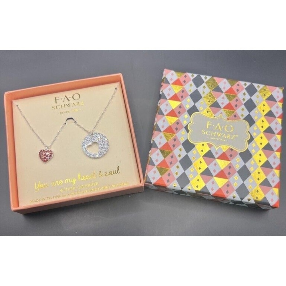 FAO Schwarz Mother Daughter‎ Heart & Soul Necklace Set Fine Silver Plate CZ New